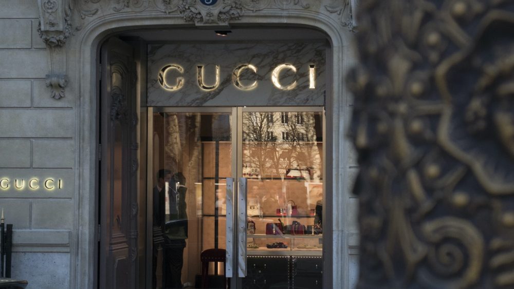 Gucci mette i saldi top